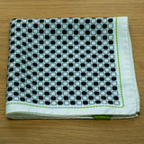 pochette in seta stampata disegno moderno nero made in italy