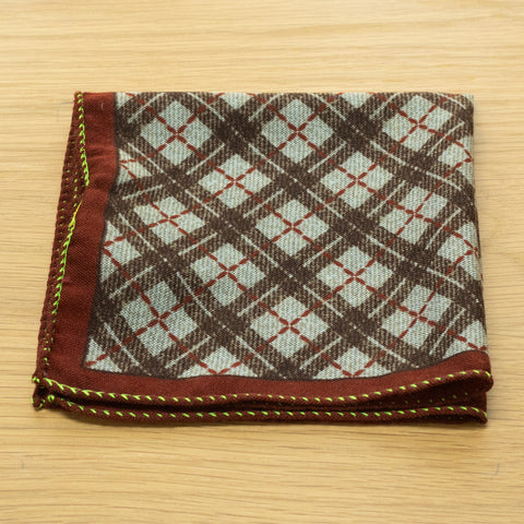fazzoletto da taschino in lana stampata con orlo a contrasto made in italy colore vino