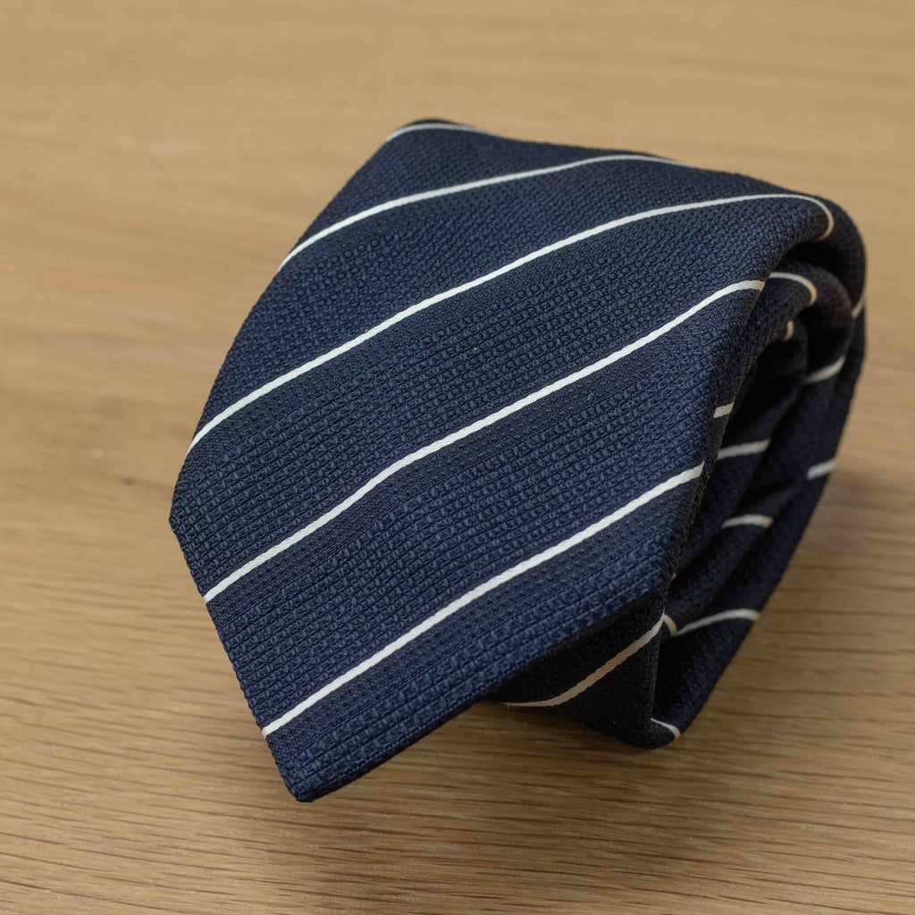 Cravatta Riga gessata in pura seta - 1092