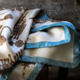 Foulard in Pura Seta con Stampa Gioielli della Regina - Cod 1107