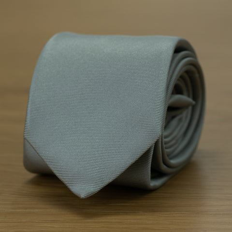 cravatta in pura seta grigia cerimonia grisaglia