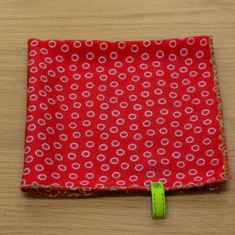 fazzoletto da taschino in pura lana stampata colore rosso disegno pois