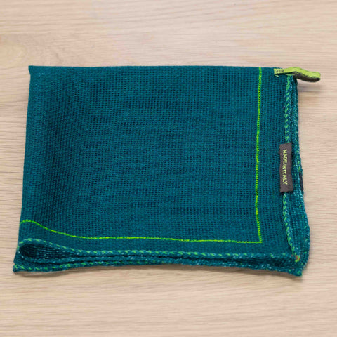 pochette in garza di lana stampata colore verde petrolio