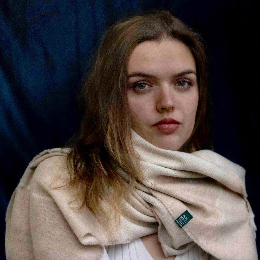 Sciarpa Donna Cashmere Beige Cod 716 – Slowconcept