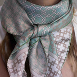 Foulard in Pura Seta cm 90x90  Stampa Geometrica - 921