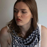 Foulard in Pura Seta cm 90x90  Stampa Geometrica - 922