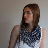 Foulard in Pura Seta cm 90x90  Stampa Geometrica - 922
