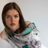 Foulard con Macroflore e Fondo Geometrico Anni '70 - 928