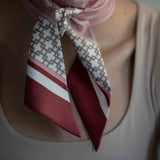 Bandeau in pura seta con stampa geometrica rosa - 936