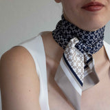 Bandeau in pura seta geometrica blu - 938