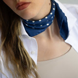 Bandana in pura seta pois blu - 952