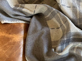 Coperta Yacht in pura Lana Jacquard colore Grigio orlo punto sella Cod 039