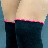 Calze Parigine donna in Cotone Nero con balza Fuxia Cod 392