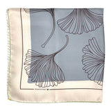 Foulard in Pura Seta cm 70x70 disegno bio fiore color grigio Cod 563