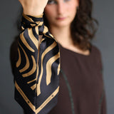 Bandeau in Pura Seta disegno zebra colore nero e beige. Cod 625
