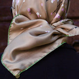Foulard pura Seta Cm 90x90 disegno albero e bacche colore Beige Cod 711